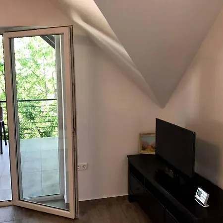 'new' Sunkissed On The Old Hill Appartement Balatonalmádi