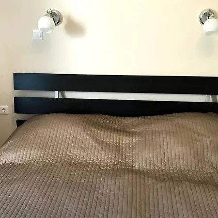 Appartement 'new' Sunkissed On The Old Hill