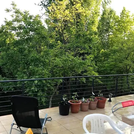 Appartement 'new' Sunkissed On The Old Hill