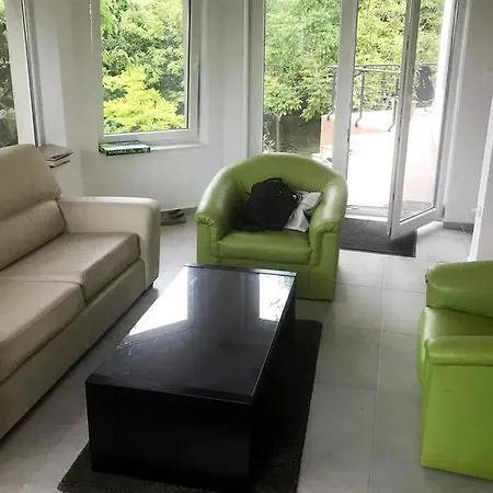 'new' Sunkissed On The Old Hill Apartment Balatonalmadi