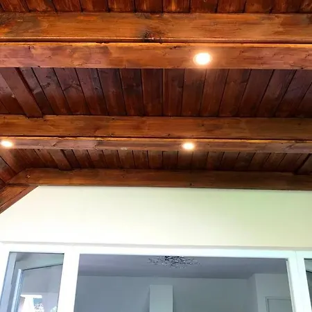 Appartement 'new' Sunkissed On The Old Hill