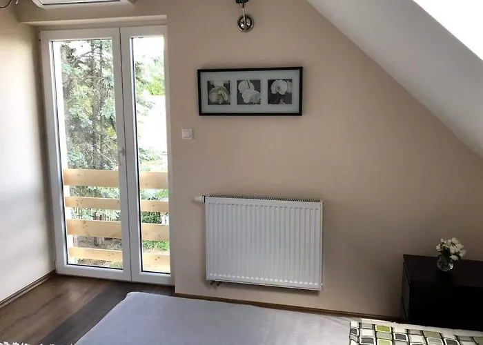 'new' Sunkissed On The Old Hill Appartement *