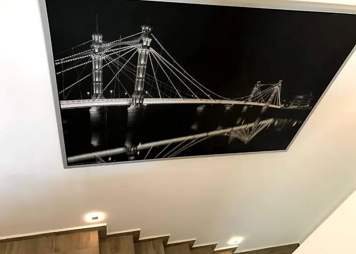 'new' Sunkissed On The Old Hill