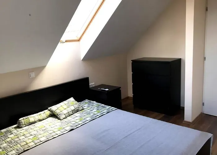 'new' Sunkissed On The Old Hill Appartement *