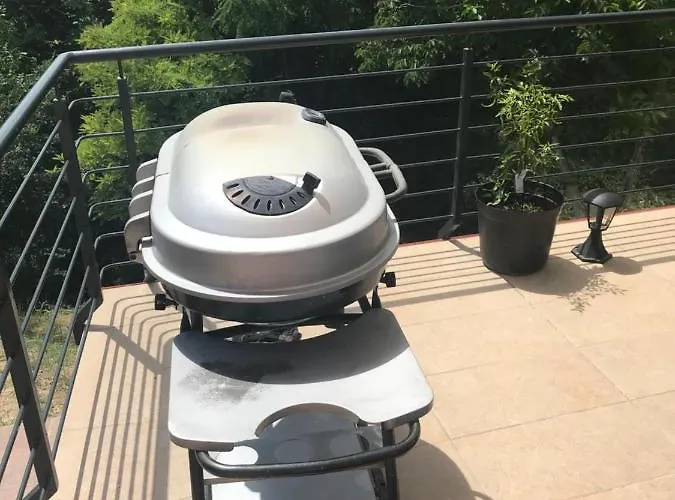 'new' Sunkissed On The Old Hill